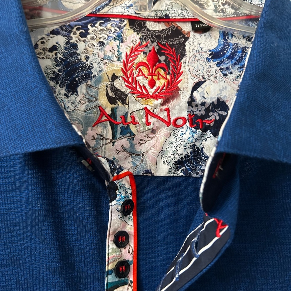 AuNoir Jewelry Blue Shirt with Patterned Collar - Picture 3 of 9